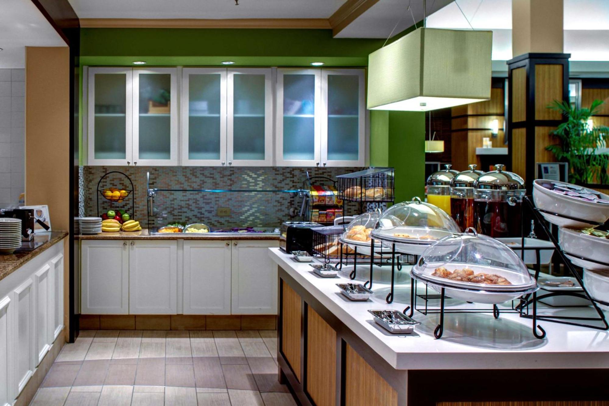 Hilton Garden Inn Atlanta North/Alpharetta Esterno foto