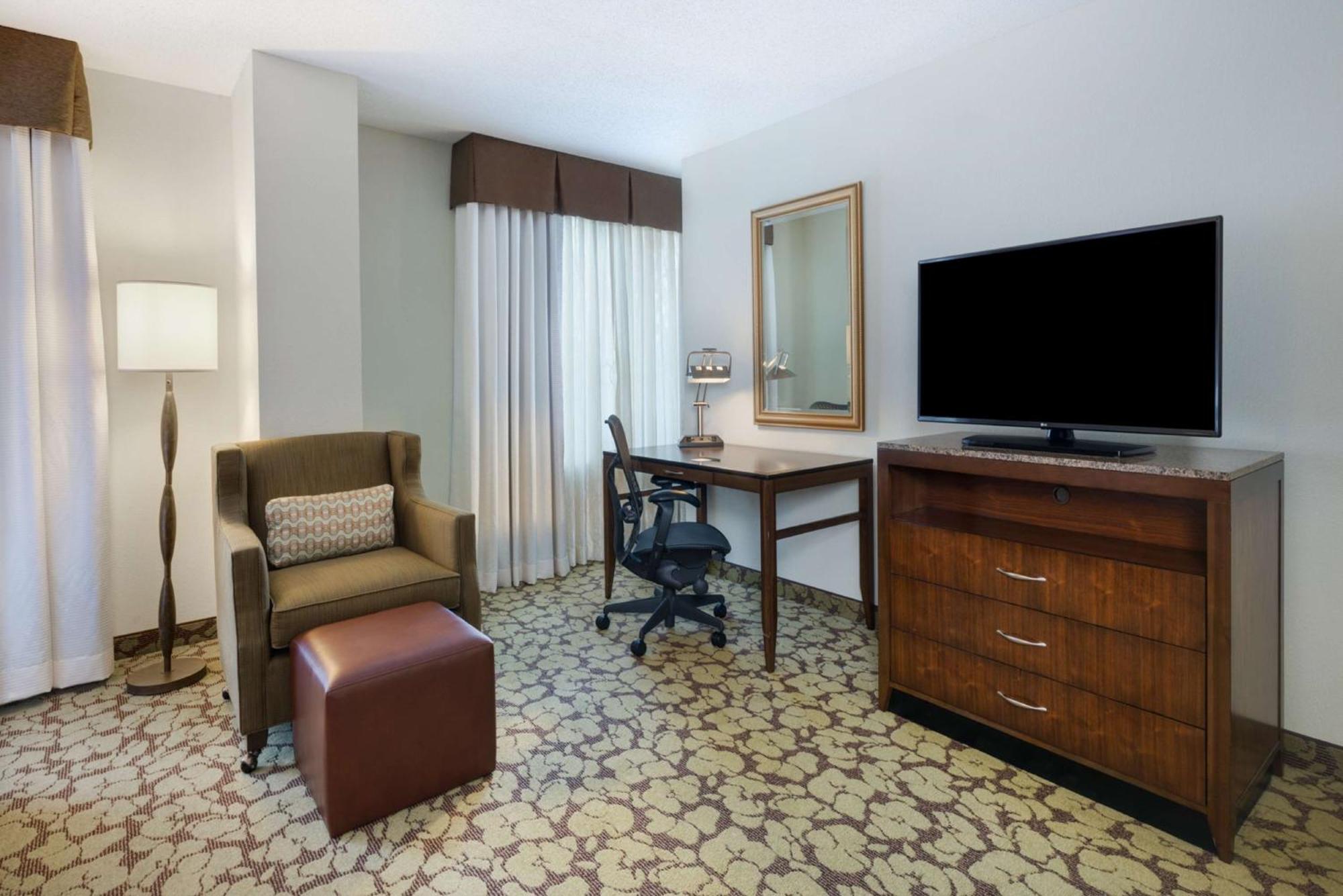 Hilton Garden Inn Atlanta North/Alpharetta Esterno foto