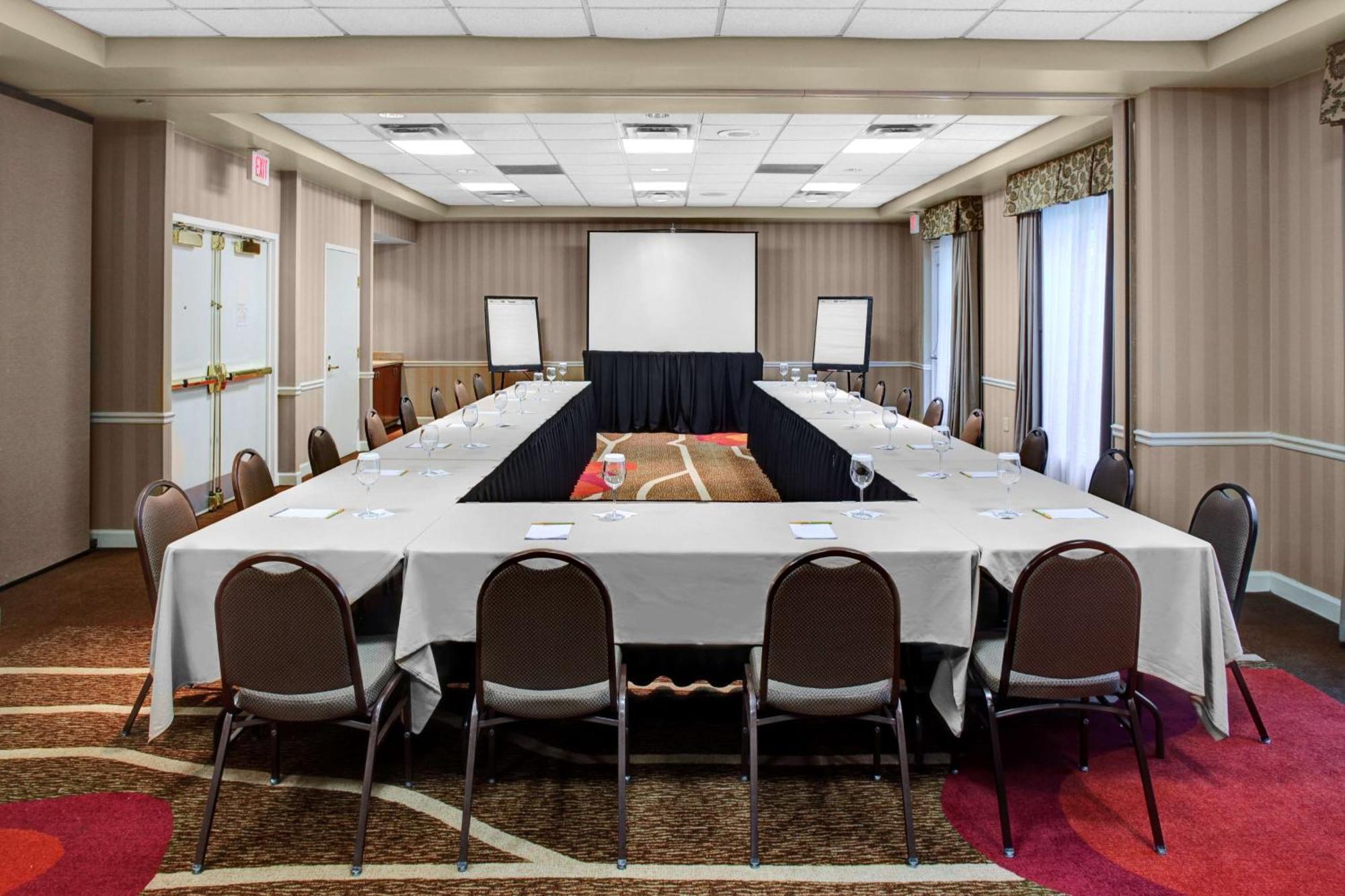 Hilton Garden Inn Atlanta North/Alpharetta Esterno foto