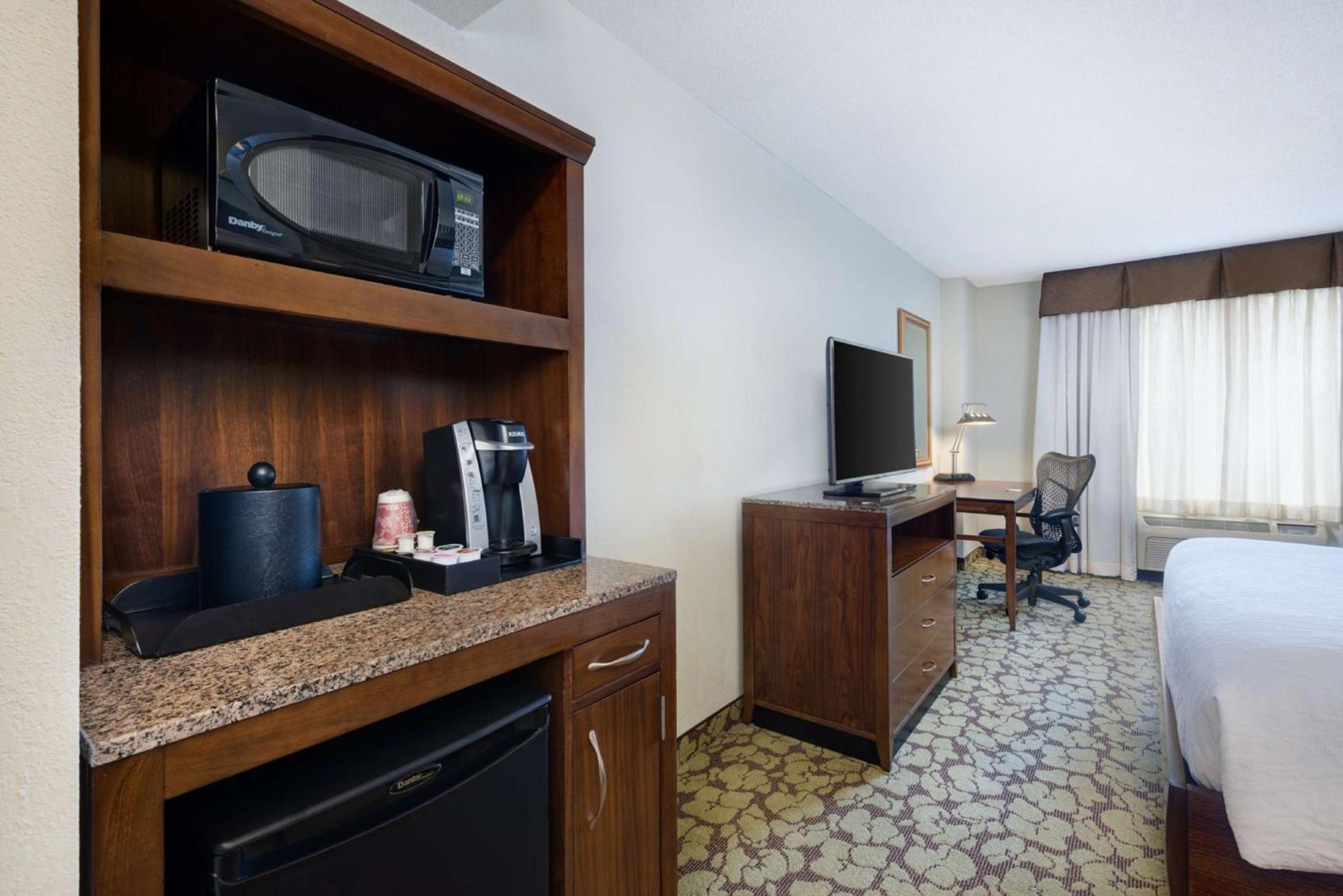 Hilton Garden Inn Atlanta North/Alpharetta Esterno foto