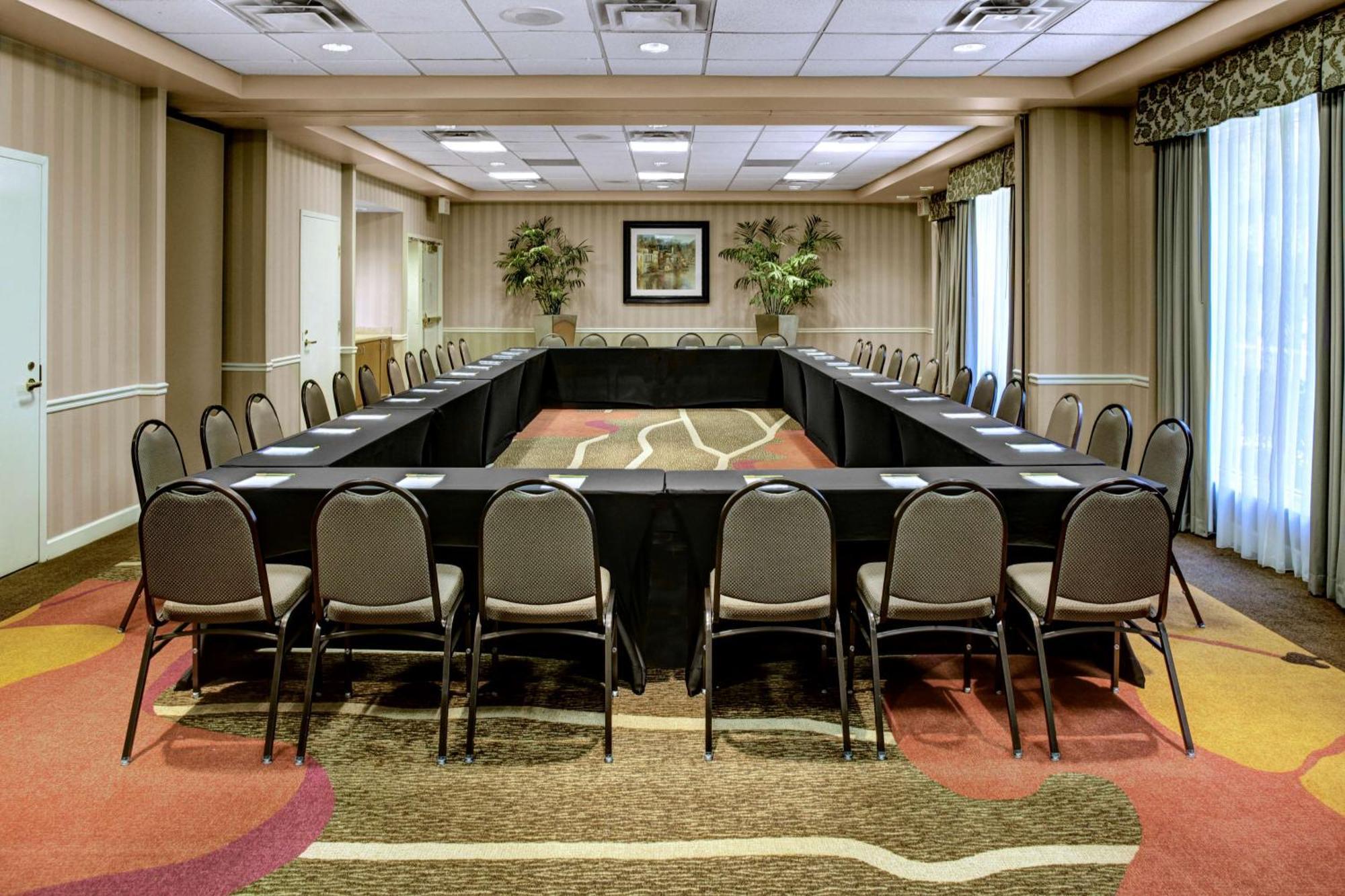 Hilton Garden Inn Atlanta North/Alpharetta Esterno foto