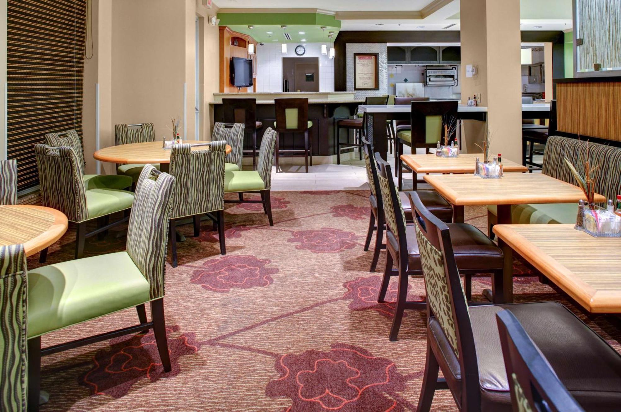 Hilton Garden Inn Atlanta North/Alpharetta Esterno foto
